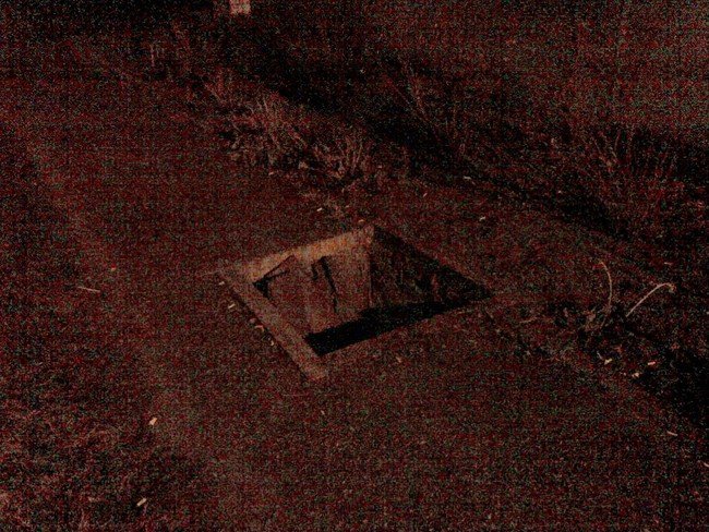 Открытый люк на Кировоградской (ФОТО) Открытый люк на Кировоградской (ФОТО)