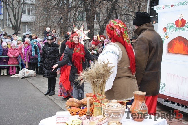 Рождественский вертеп в Кременчуге (ФОТОРЕПОРТАЖ) Рождественский вертеп в Кременчуге (ФОТОРЕПОРТАЖ)