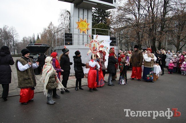 Рождественский вертеп в Кременчуге (ФОТОРЕПОРТАЖ) Рождественский вертеп в Кременчуге (ФОТОРЕПОРТАЖ)