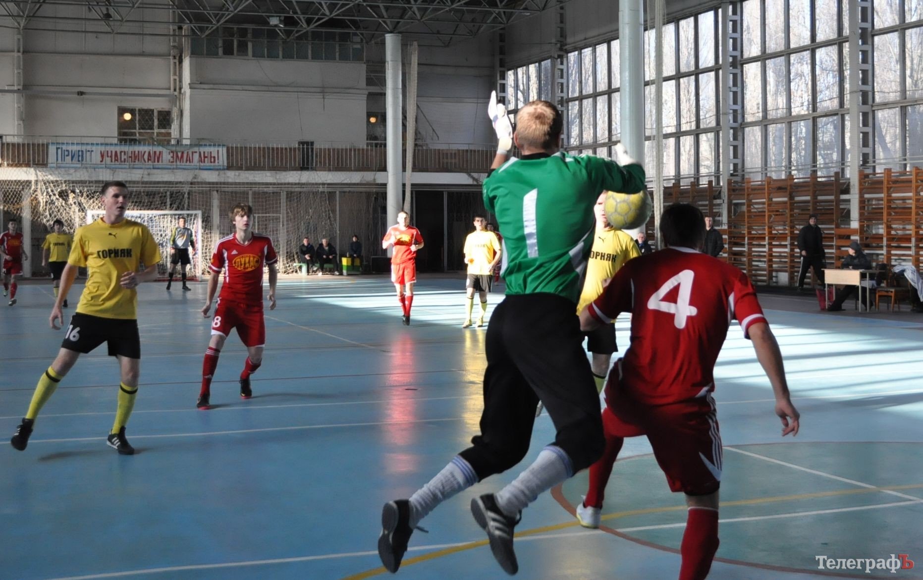 Футзал. Чемпионат Кременчуга. КНУ притормозил ОЛСУ. Футзал. Чемпионат Кременчуга. КНУ притормозил ОЛСУ.