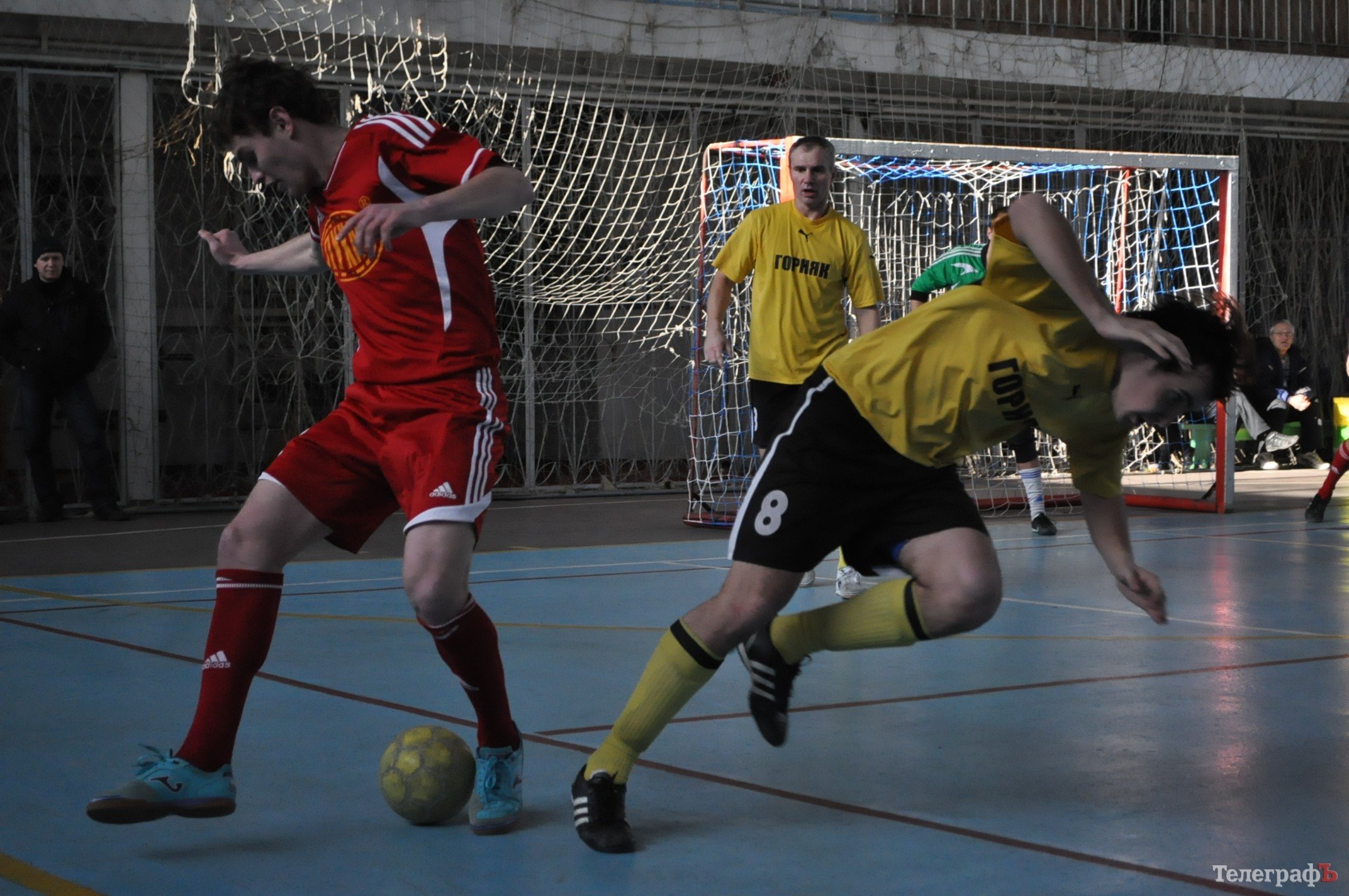 Футзал. Чемпионат Кременчуга. КНУ притормозил ОЛСУ. Футзал. Чемпионат Кременчуга. КНУ притормозил ОЛСУ.