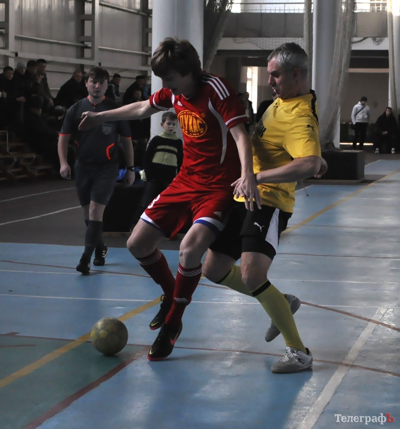 Футзал. Чемпионат Кременчуга. КНУ притормозил ОЛСУ. Футзал. Чемпионат Кременчуга. КНУ притормозил ОЛСУ.