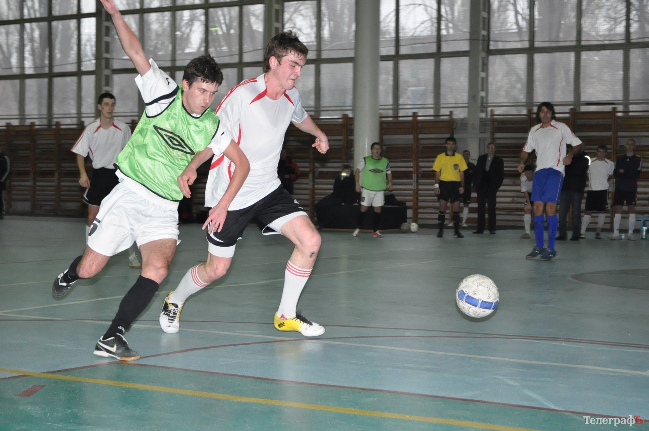 Футзал. Чемпионат Кременчуга. КНУ притормозил ОЛСУ. Футзал. Чемпионат Кременчуга. КНУ притормозил ОЛСУ.