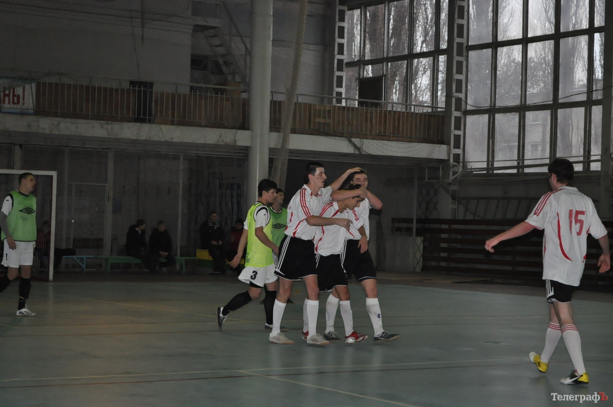 Футзал. Чемпионат Кременчуга. КНУ притормозил ОЛСУ. Футзал. Чемпионат Кременчуга. КНУ притормозил ОЛСУ.