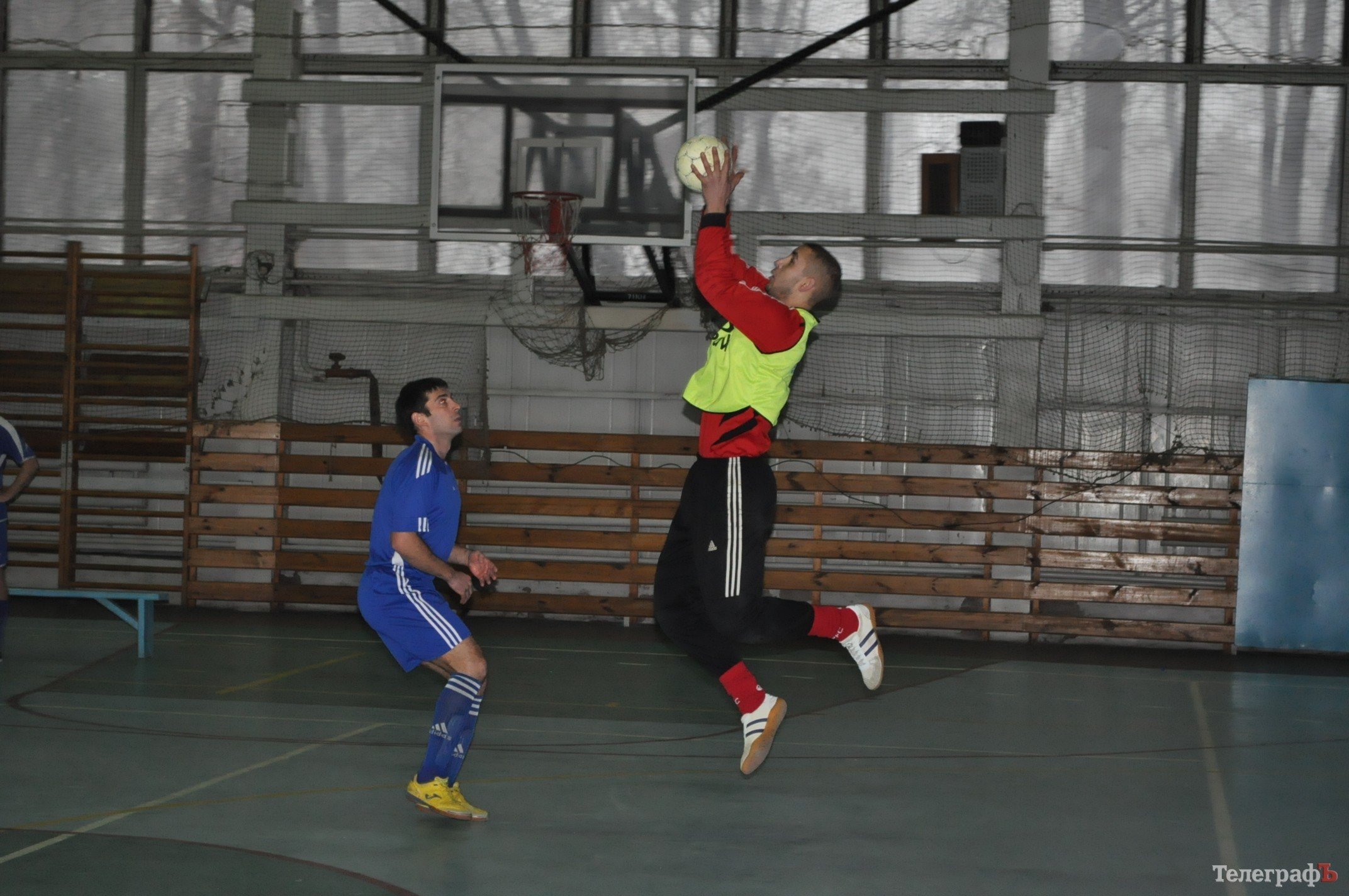 Футзал. Чемпионат Кременчуга. КНУ притормозил ОЛСУ. Футзал. Чемпионат Кременчуга. КНУ притормозил ОЛСУ.