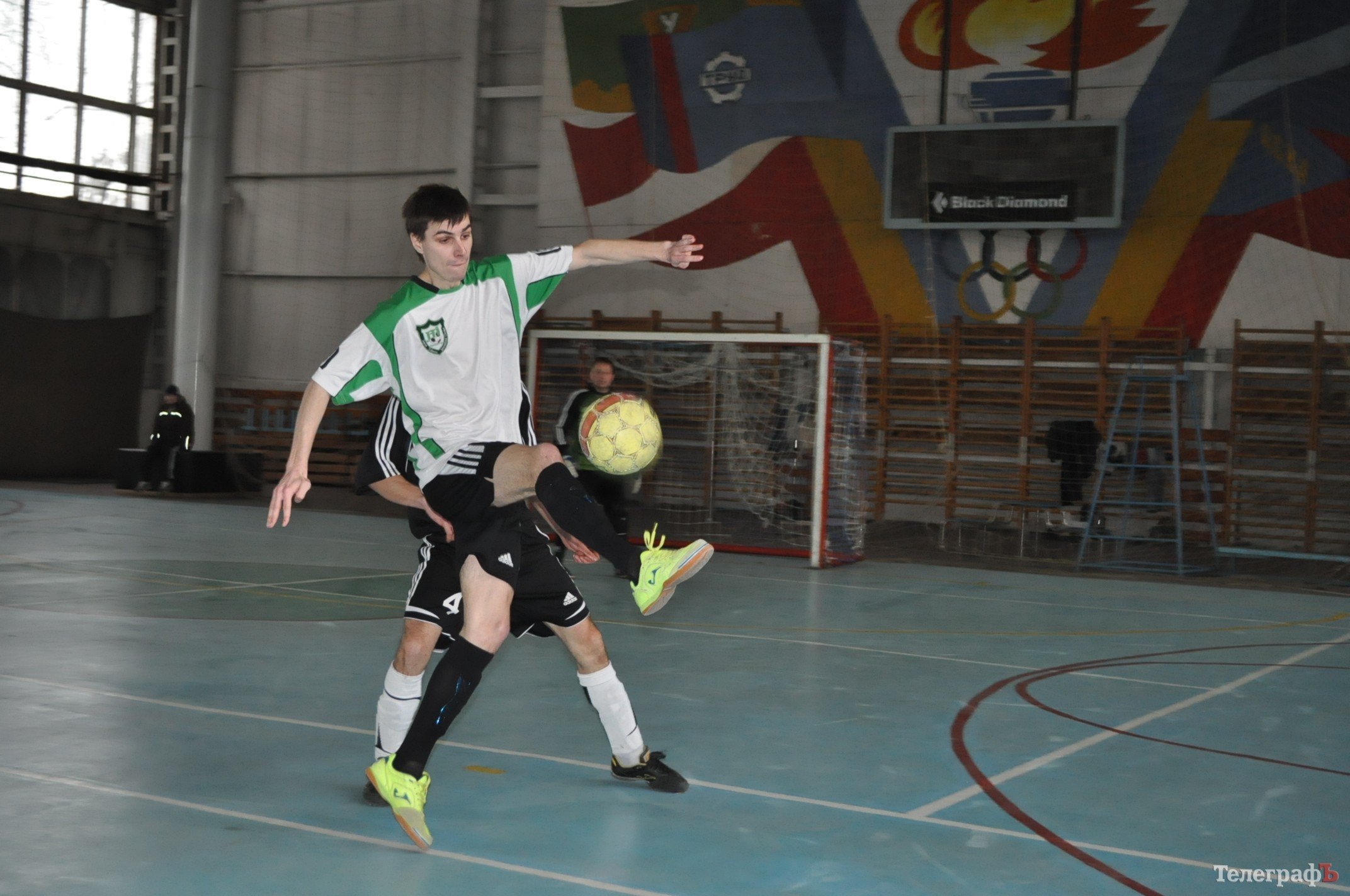 Футзал. Чемпионат Кременчуга. КНУ притормозил ОЛСУ. Футзал. Чемпионат Кременчуга. КНУ притормозил ОЛСУ.