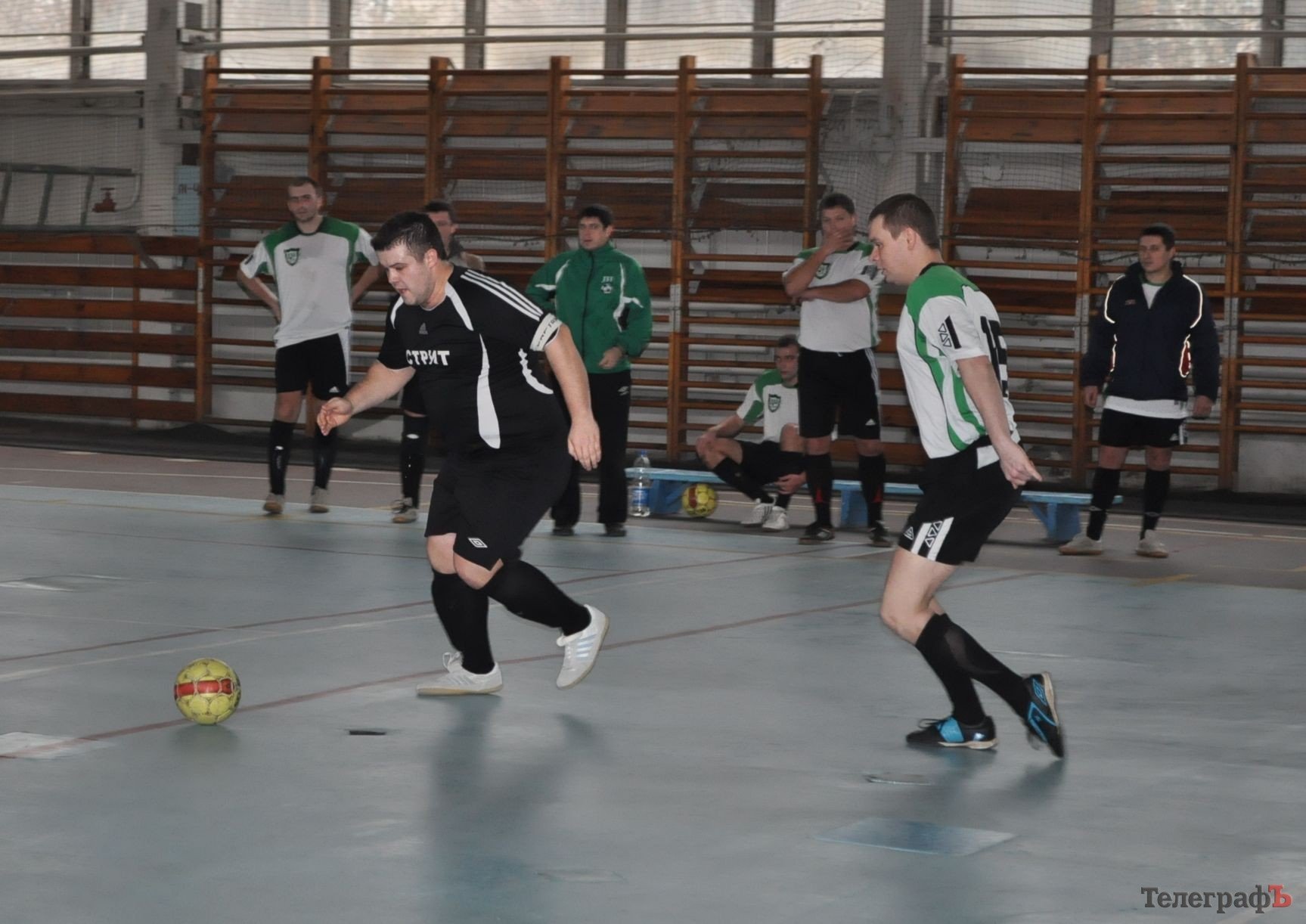 Футзал. Чемпионат Кременчуга. КНУ притормозил ОЛСУ. Футзал. Чемпионат Кременчуга. КНУ притормозил ОЛСУ.