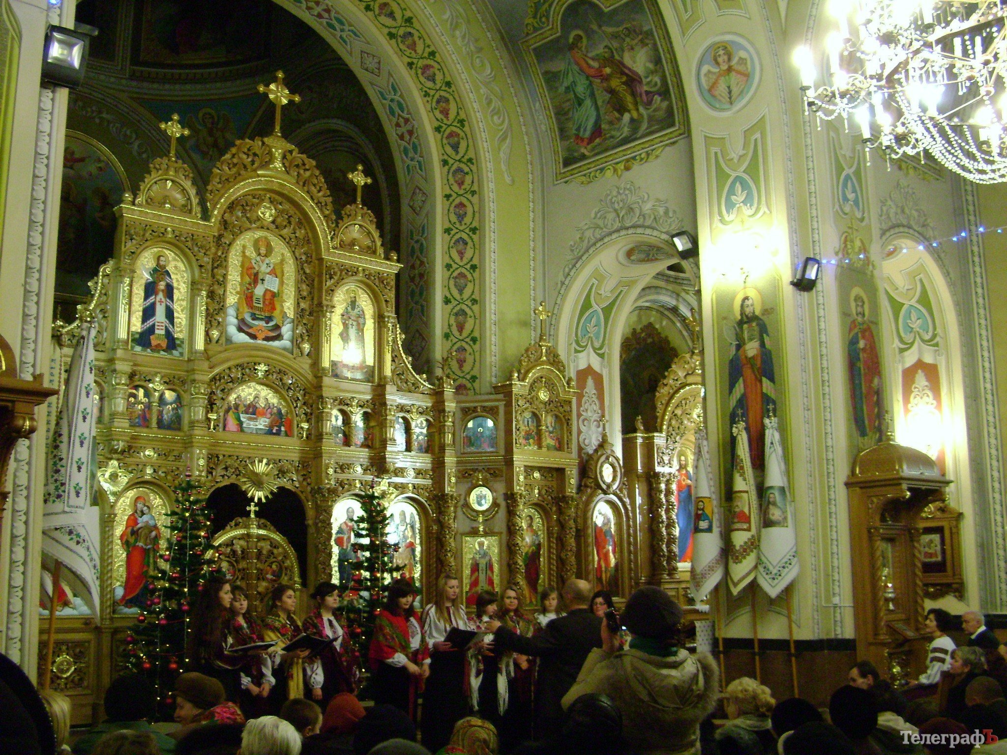 Різдво по-західноукраїнськи: медовуха, пампушки, дідухи та колядки non-stop Різдво по-західноукраїнськи: медовуха, пампушки, дідухи та колядки non-stop