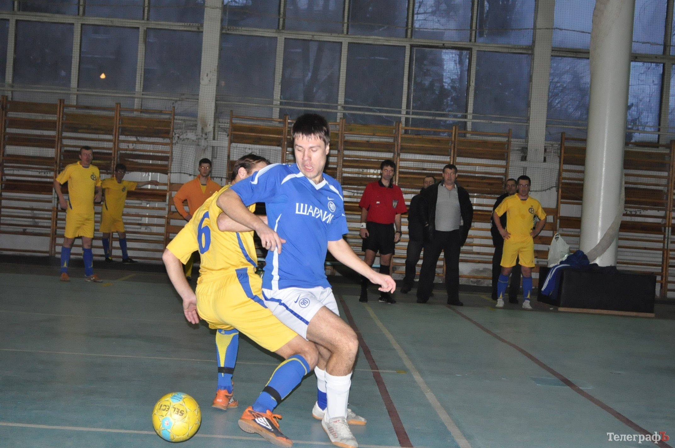 ФУТЗАЛ. Чемпионат Кременчуга. Первая победа «Нефтяника» и крах «Лукаса». ФУТЗАЛ. Чемпионат Кременчуга. Первая победа «Нефтяника» и крах «Лукаса».