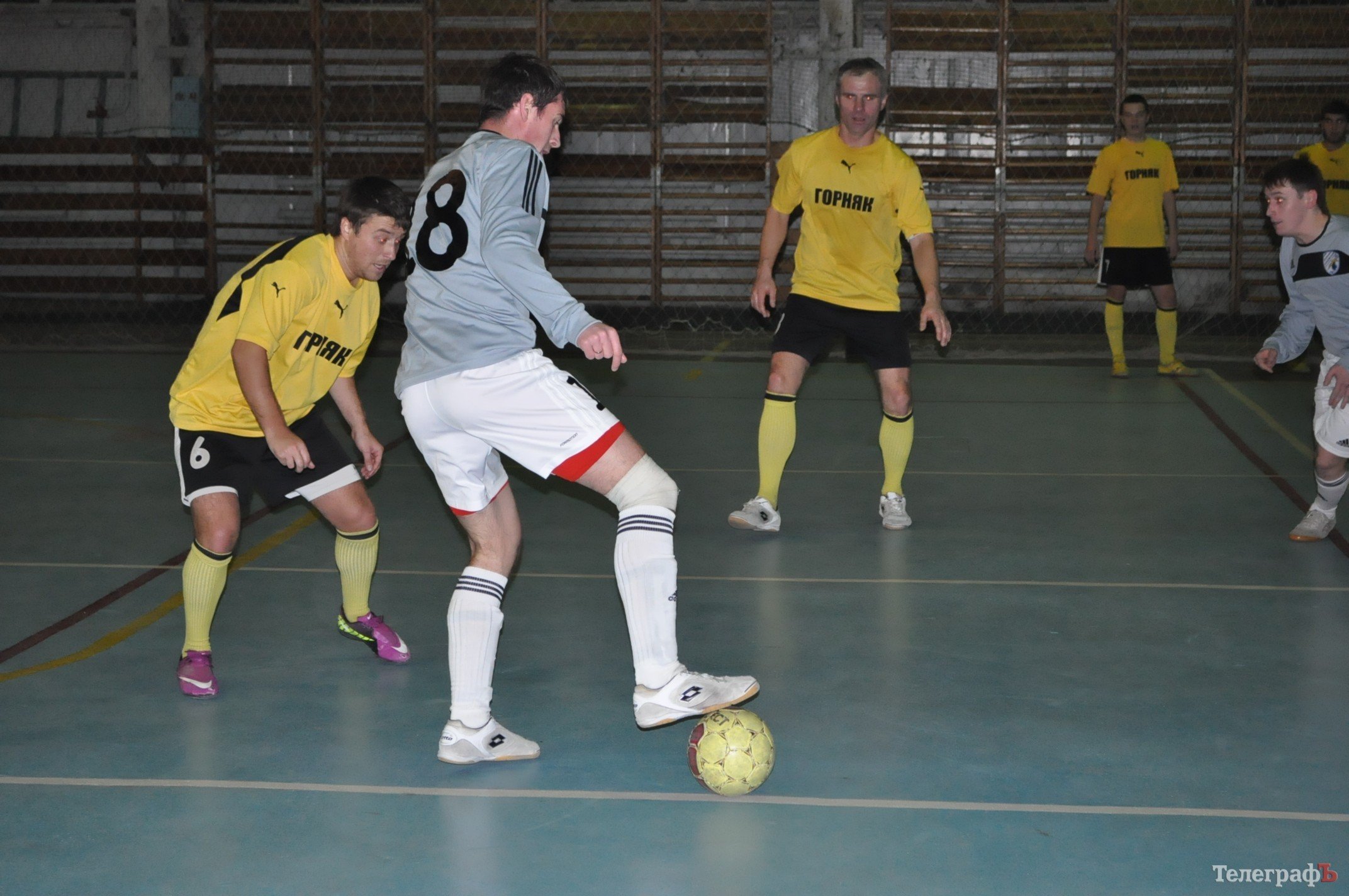ФУТЗАЛ. Чемпионат Кременчуга. На своих местах. ФУТЗАЛ. Чемпионат Кременчуга. На своих местах.