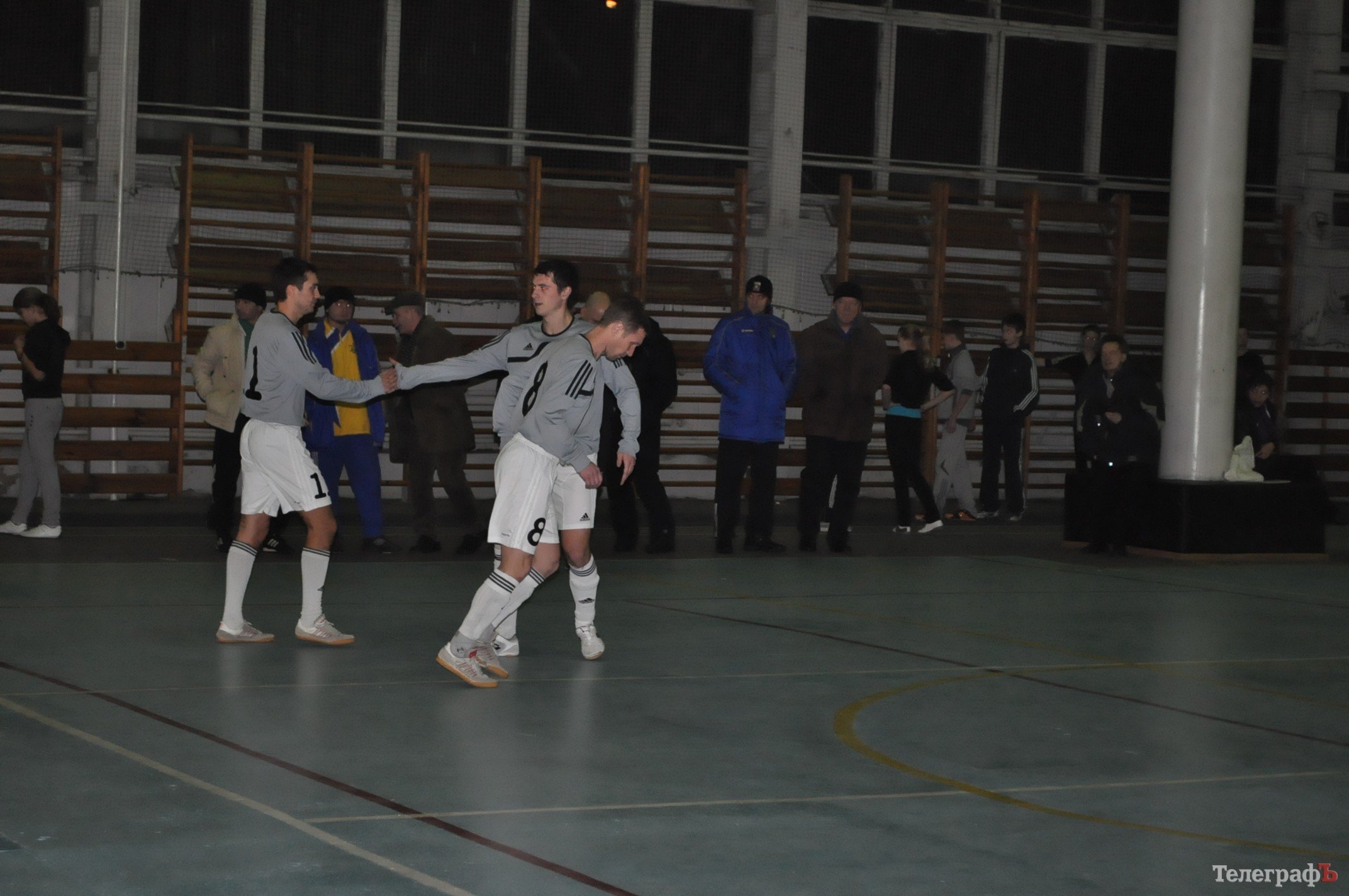 ФУТЗАЛ. Чемпионат Кременчуга. На своих местах. ФУТЗАЛ. Чемпионат Кременчуга. На своих местах.