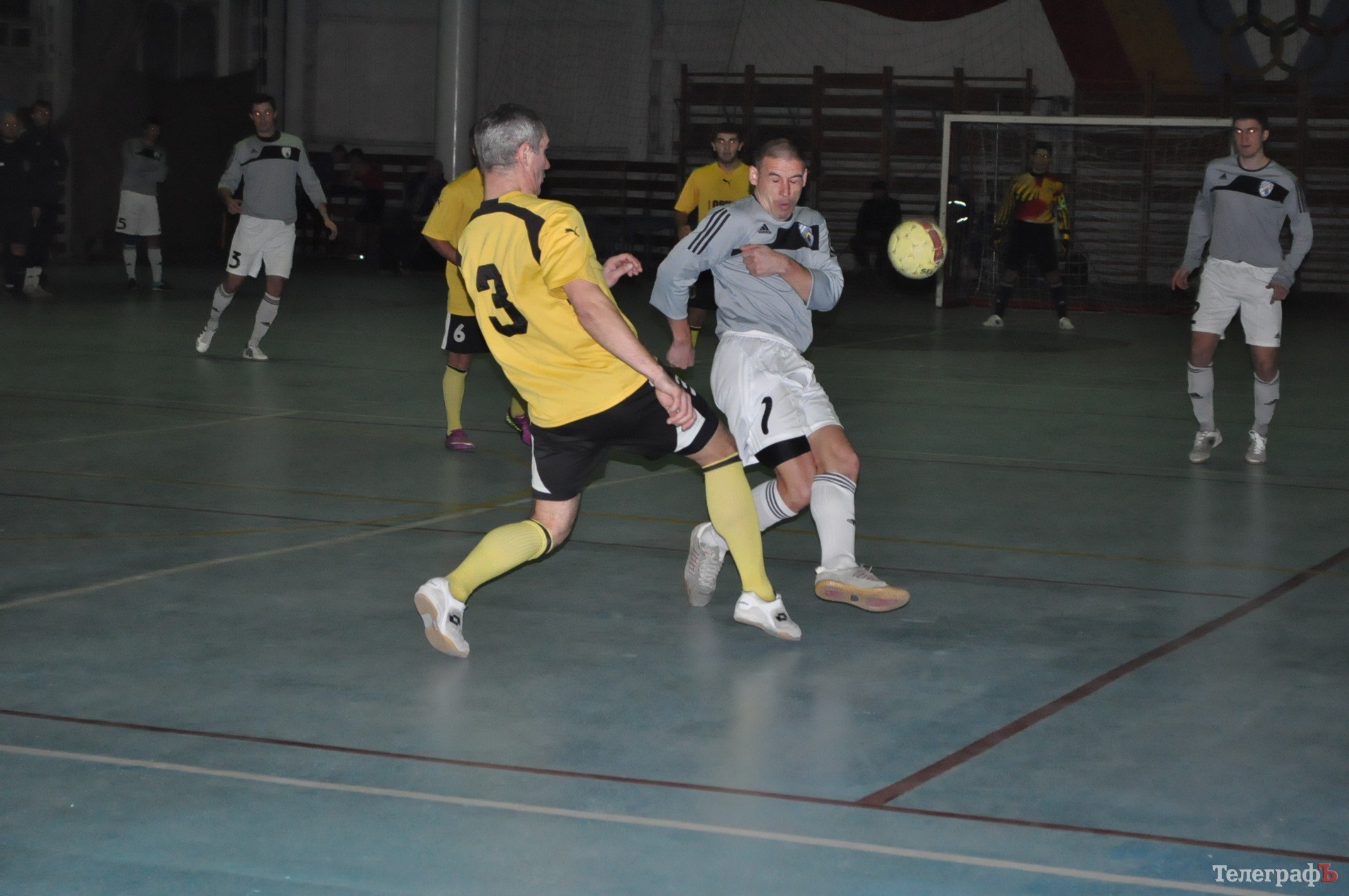 ФУТЗАЛ. Чемпионат Кременчуга. На своих местах. ФУТЗАЛ. Чемпионат Кременчуга. На своих местах.