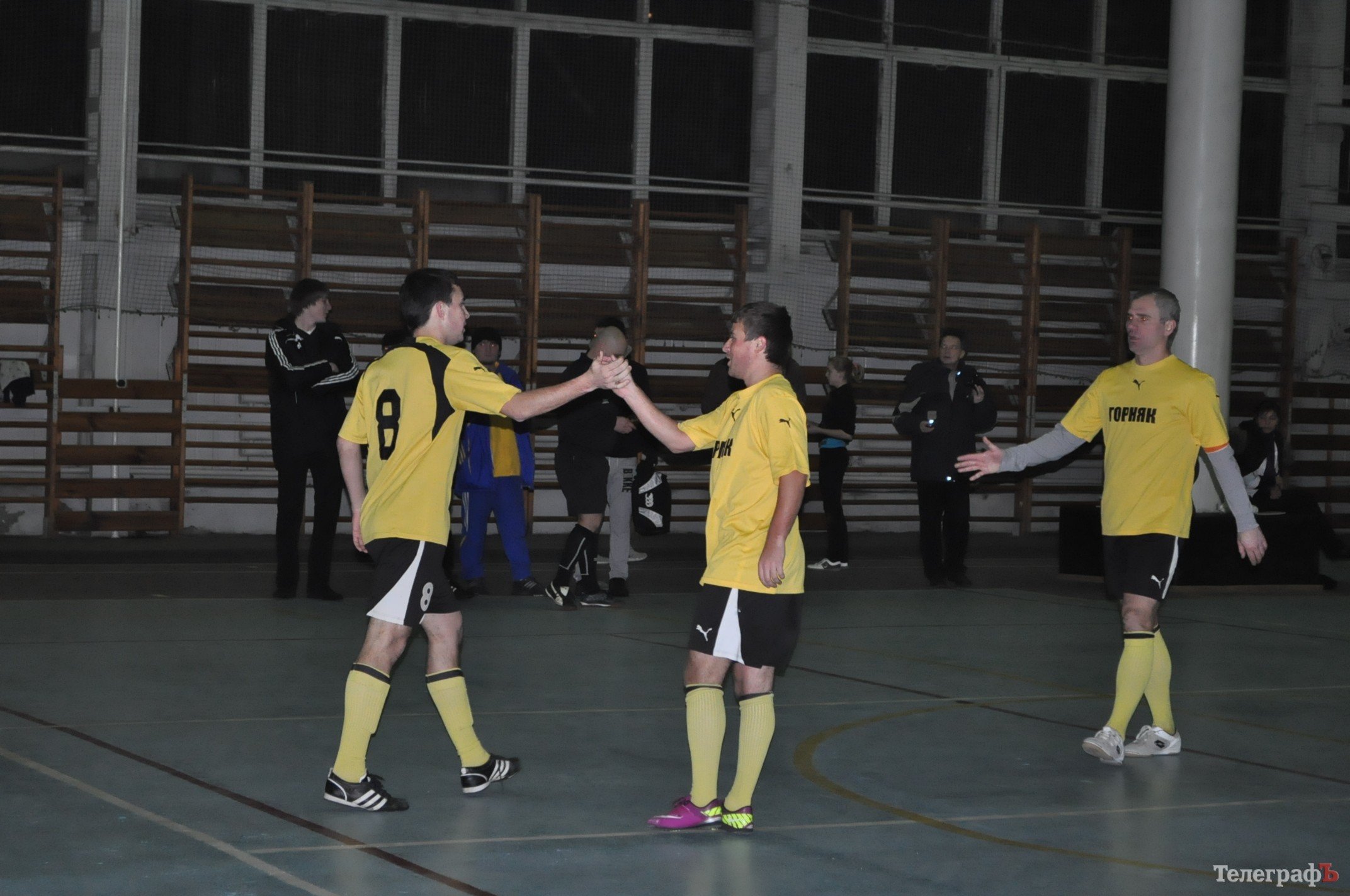 ФУТЗАЛ. Чемпионат Кременчуга. На своих местах. ФУТЗАЛ. Чемпионат Кременчуга. На своих местах.