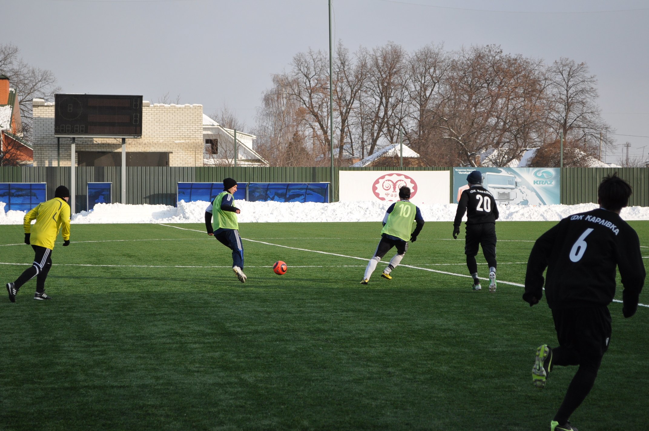 ФУТБОЛ. Контрольный матч. «Кремень» - «Карловка» 1:1. ФУТБОЛ. Контрольный матч. «Кремень» - «Карловка» 1:1.