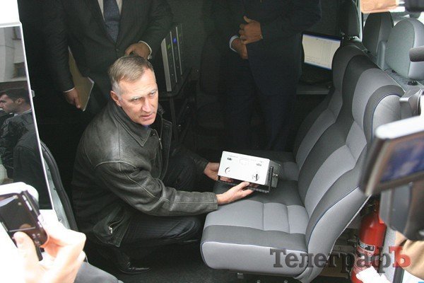 Мэрия Кременчуга и СЭС никак не договорятся, как использовать передвижную лабораторию Мэрия Кременчуга и СЭС никак не договорятся, как использовать передвижную лабораторию