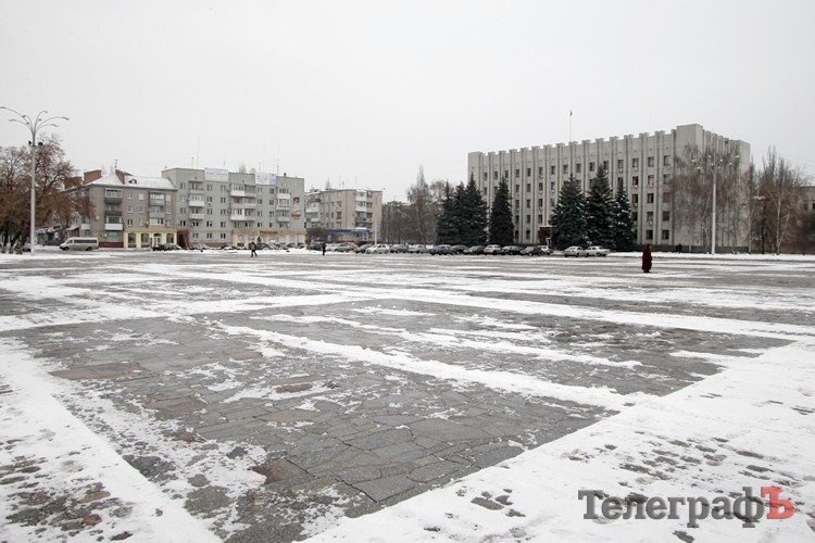 В мэрии стелют ковры Януковичу (ФОТО) В мэрии стелют ковры Януковичу (ФОТО)