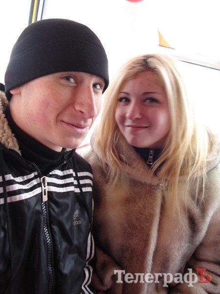 "Маршрутка любви" возила кременчужан за поцелуй (ФОТО, ВИДЕО) "Маршрутка любви" возила кременчужан за поцелуй (ФОТО, ВИДЕО)