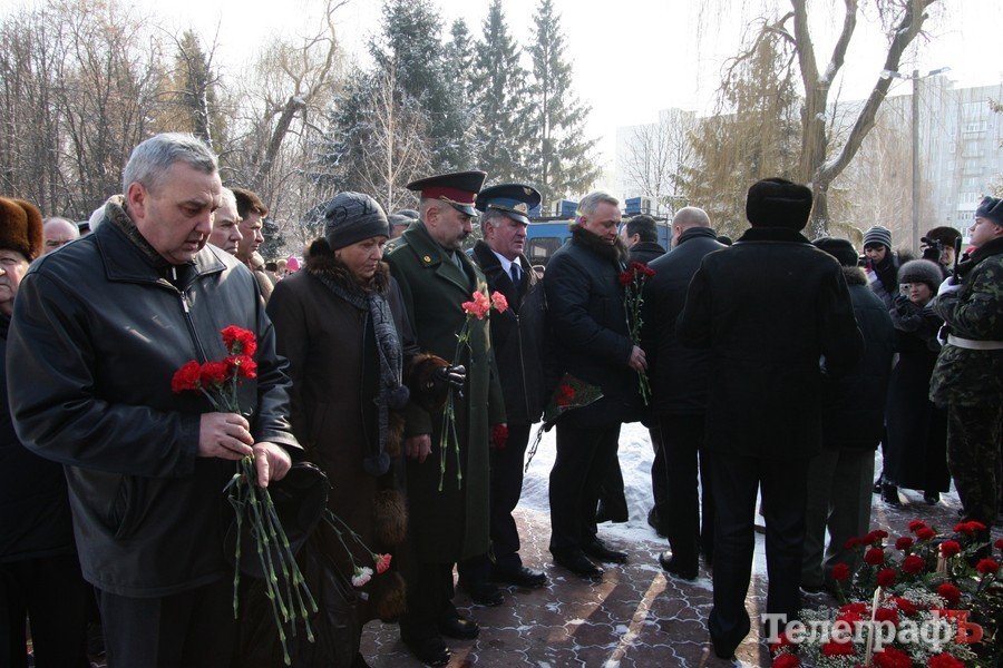Кременчужане почтили память павших воинов-интернационалистов (ФОТО) Кременчужане почтили память павших воинов-интернационалистов (ФОТО)