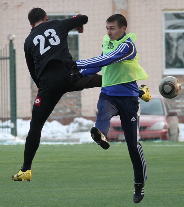 ФУТБОЛ. Контрольный матч. «Кремень» - «Горняк-Спорт» 2:0. ФУТБОЛ. Контрольный матч. «Кремень» - «Горняк-Спорт» 2:0.