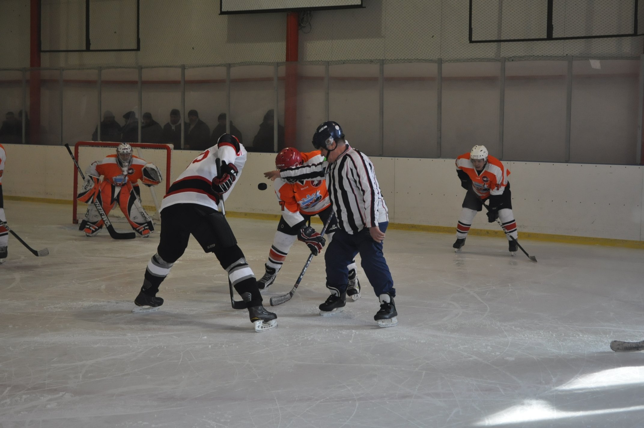 ХОККЕЙ. ХК «Кременчуг» и ХК «Лохвица» определят сильнейшую команду Полтавщины. ХОККЕЙ. ХК «Кременчуг» и ХК «Лохвица» определят сильнейшую команду Полтавщины.