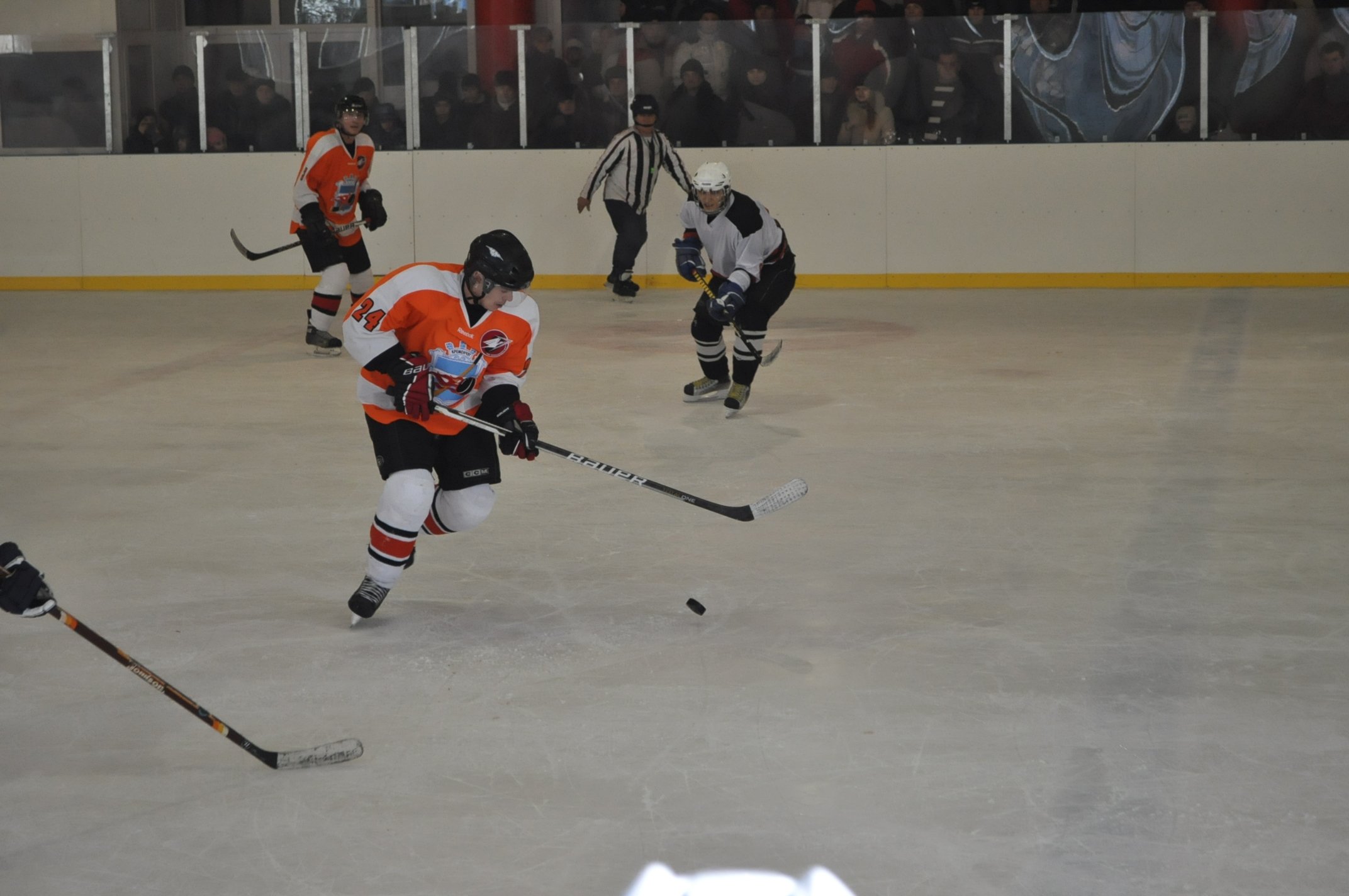 ХОККЕЙ. ХК «Кременчуг» и ХК «Лохвица» определят сильнейшую команду Полтавщины. ХОККЕЙ. ХК «Кременчуг» и ХК «Лохвица» определят сильнейшую команду Полтавщины.