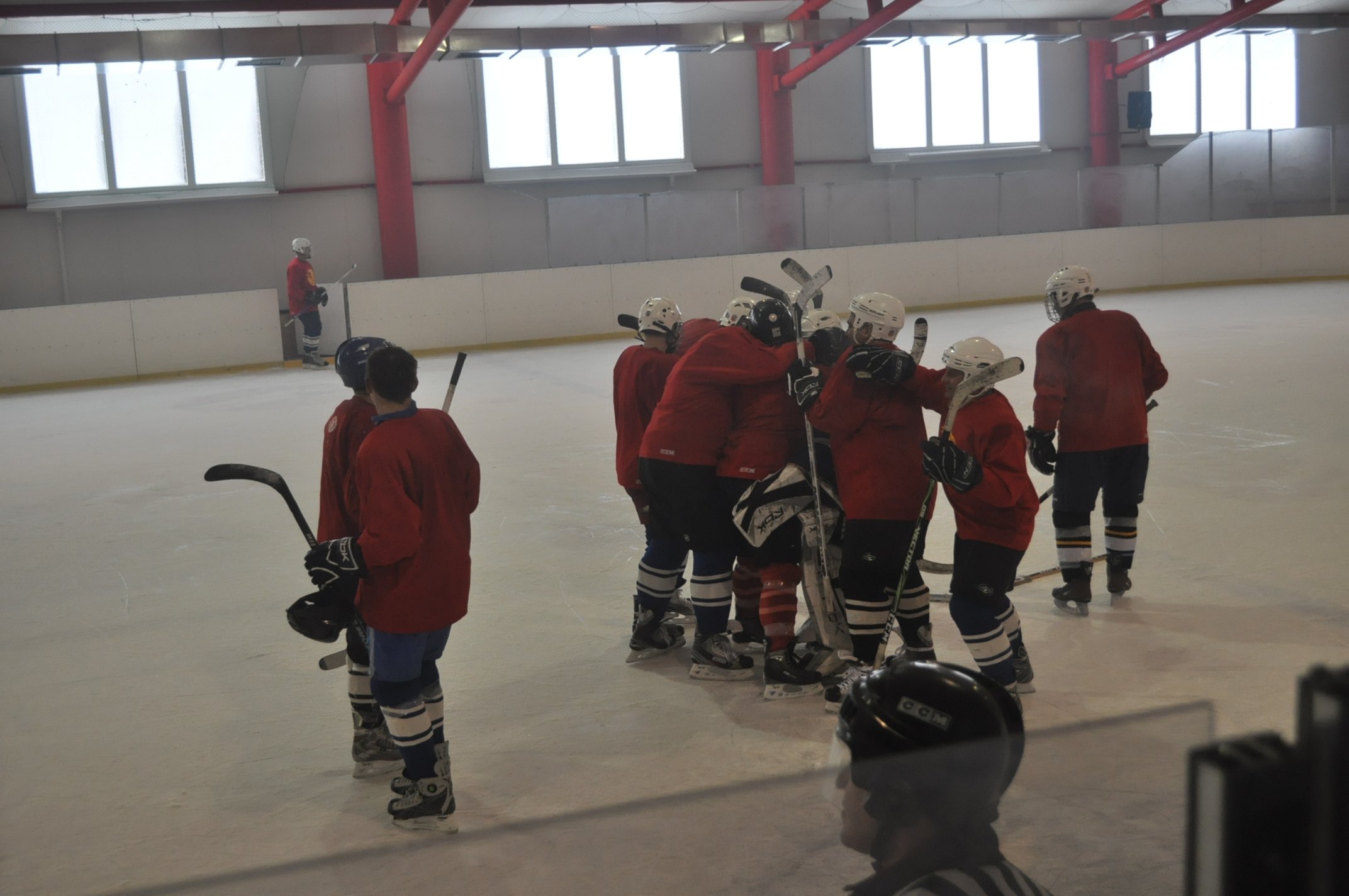 ХОККЕЙ. ХК «Кременчуг» и ХК «Лохвица» определят сильнейшую команду Полтавщины. ХОККЕЙ. ХК «Кременчуг» и ХК «Лохвица» определят сильнейшую команду Полтавщины.