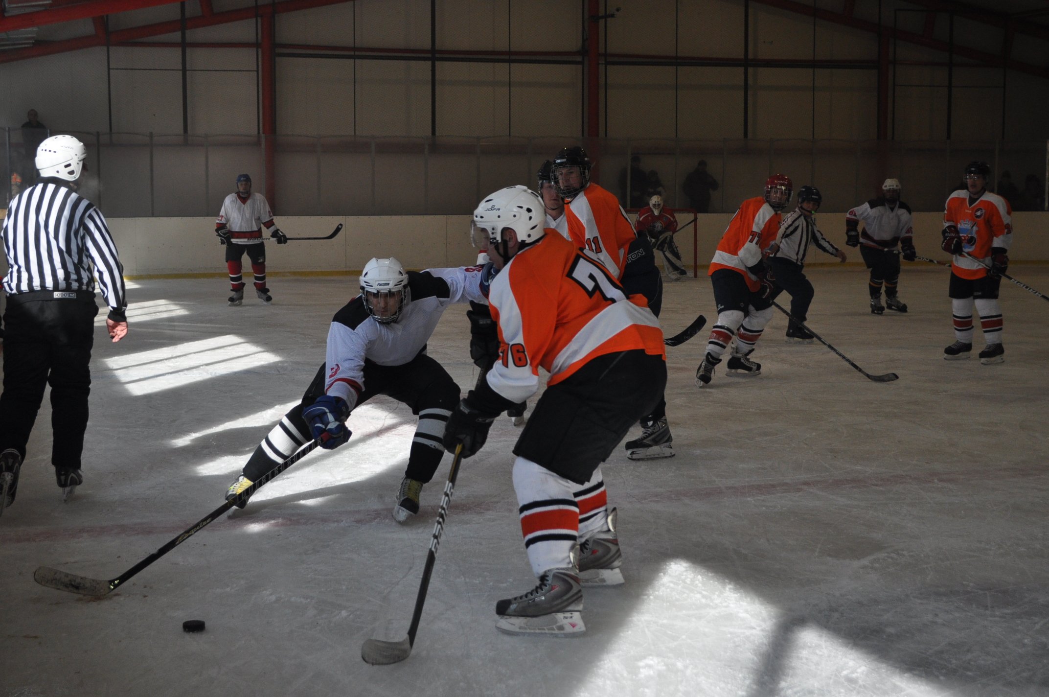 ХОККЕЙ. ХК «Кременчуг» и ХК «Лохвица» определят сильнейшую команду Полтавщины. ХОККЕЙ. ХК «Кременчуг» и ХК «Лохвица» определят сильнейшую команду Полтавщины.