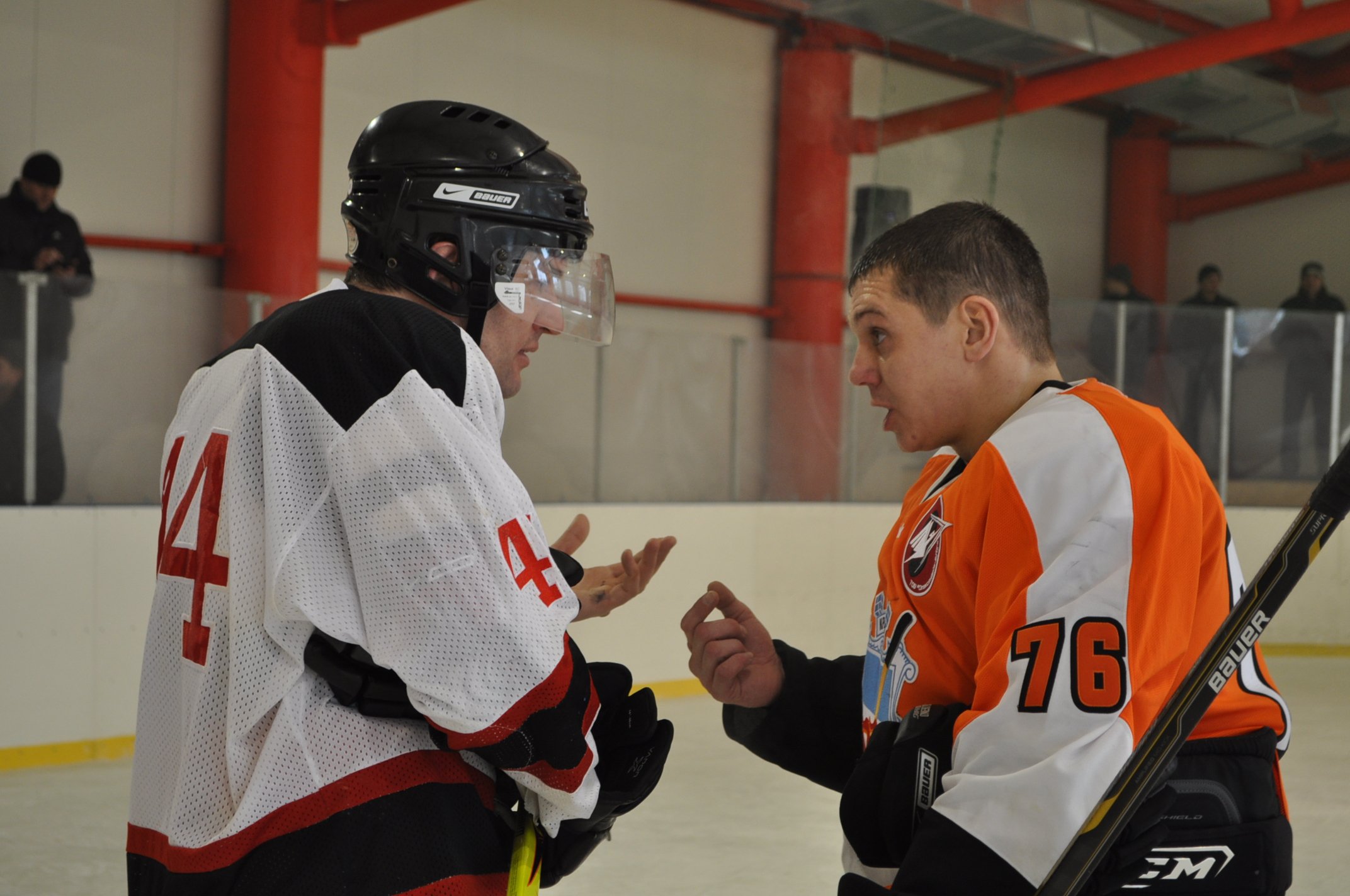 ХОККЕЙ. ХК «Кременчуг» и ХК «Лохвица» определят сильнейшую команду Полтавщины. ХОККЕЙ. ХК «Кременчуг» и ХК «Лохвица» определят сильнейшую команду Полтавщины.