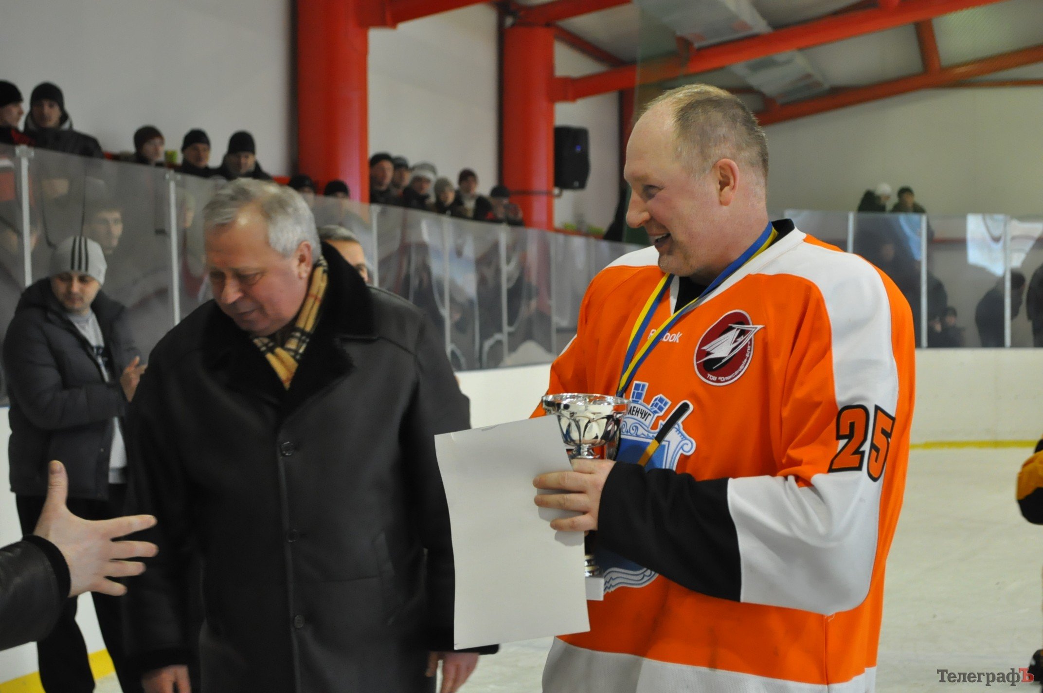 ХОККЕЙ. «Кременчуг» вырвал победу в финале за 8 секунд до конца матча! ХОККЕЙ. «Кременчуг» вырвал победу в финале за 8 секунд до конца матча!