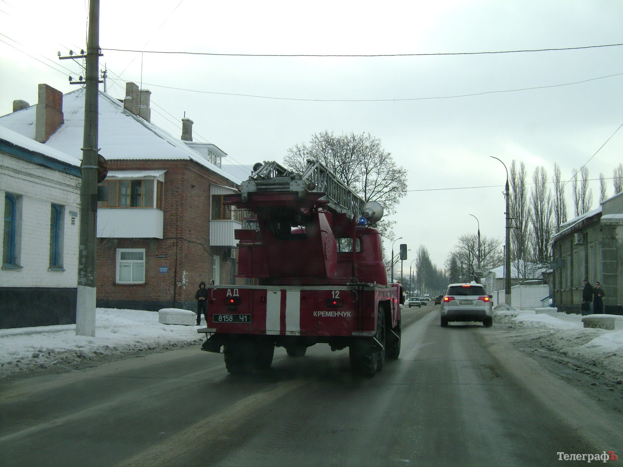 На Крюковском вагоностроительном заводе горит малярный цех (ФОТО, ВИДЕО) На Крюковском вагоностроительном заводе горит малярный цех (ФОТО, ВИДЕО)