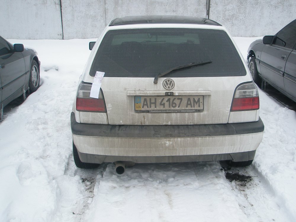 В Кременчуге ГАИ задержала Volkswagen Golf с «перебитыми» серийными номерами (ФОТО) В Кременчуге ГАИ задержала Volkswagen Golf с «перебитыми» серийными номерами (ФОТО)