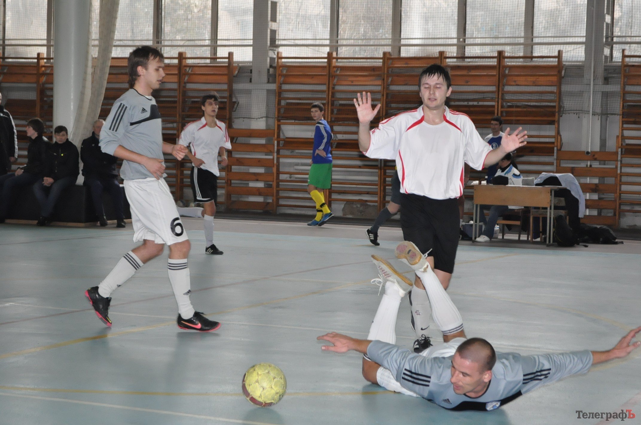 ФУТЗАЛ. Чемпионат Кременчуга. ФУТЗАЛ. Чемпионат Кременчуга.