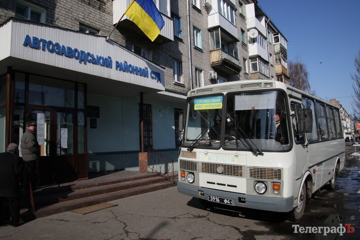 В Кременчуге отлавливали стихийных торговцев (ФОТО, ВИДЕО) В Кременчуге отлавливали стихийных торговцев (ФОТО, ВИДЕО)