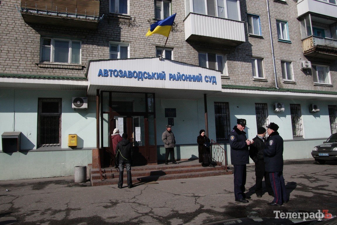 В Кременчуге отлавливали стихийных торговцев (ФОТО, ВИДЕО) В Кременчуге отлавливали стихийных торговцев (ФОТО, ВИДЕО)