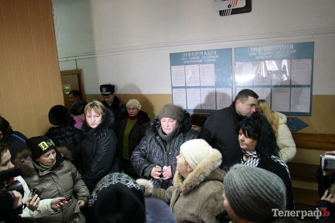 В Кременчуге отлавливали стихийных торговцев (ФОТО, ВИДЕО) В Кременчуге отлавливали стихийных торговцев (ФОТО, ВИДЕО)