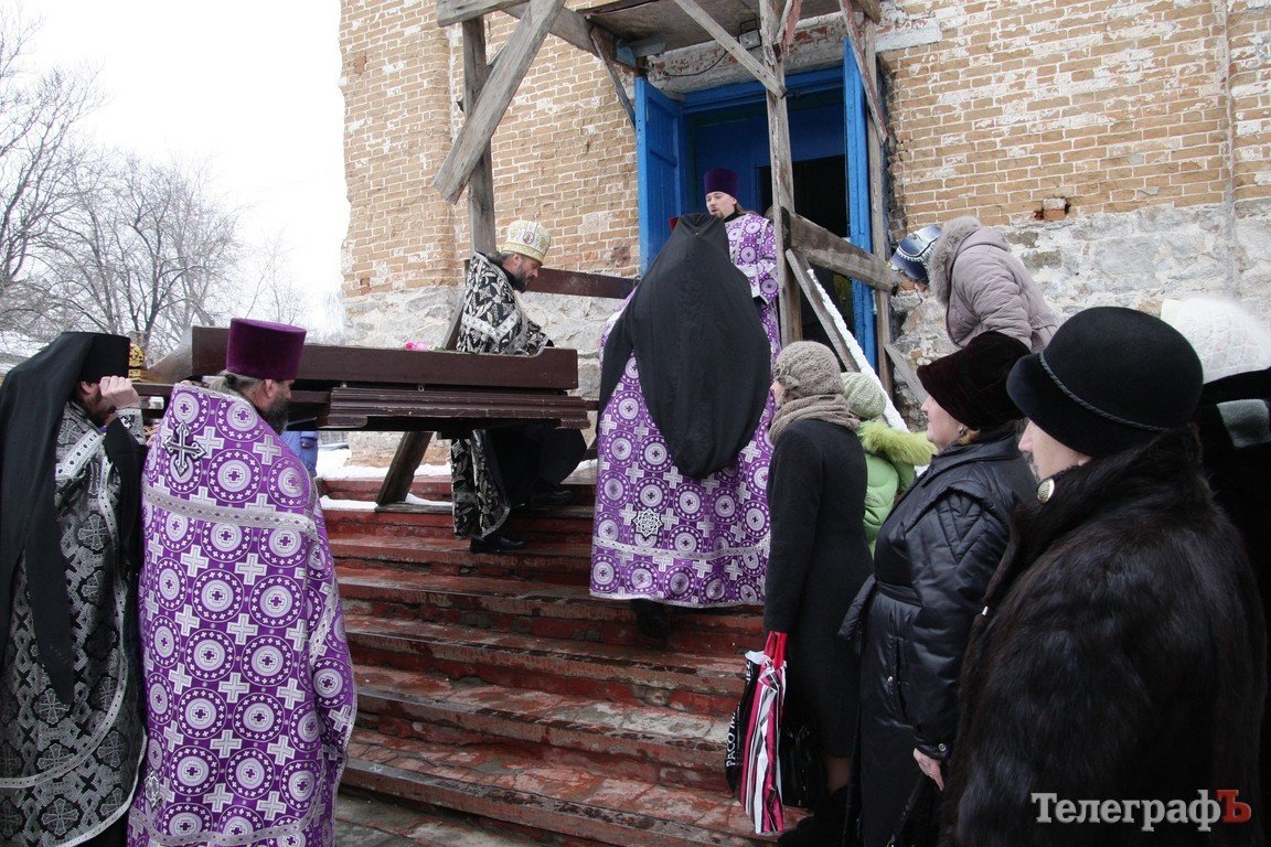 В Кременчуг привезли чудотворную икону Божией Матери «Страстная» В Кременчуг привезли чудотворную икону Божией Матери «Страстная»