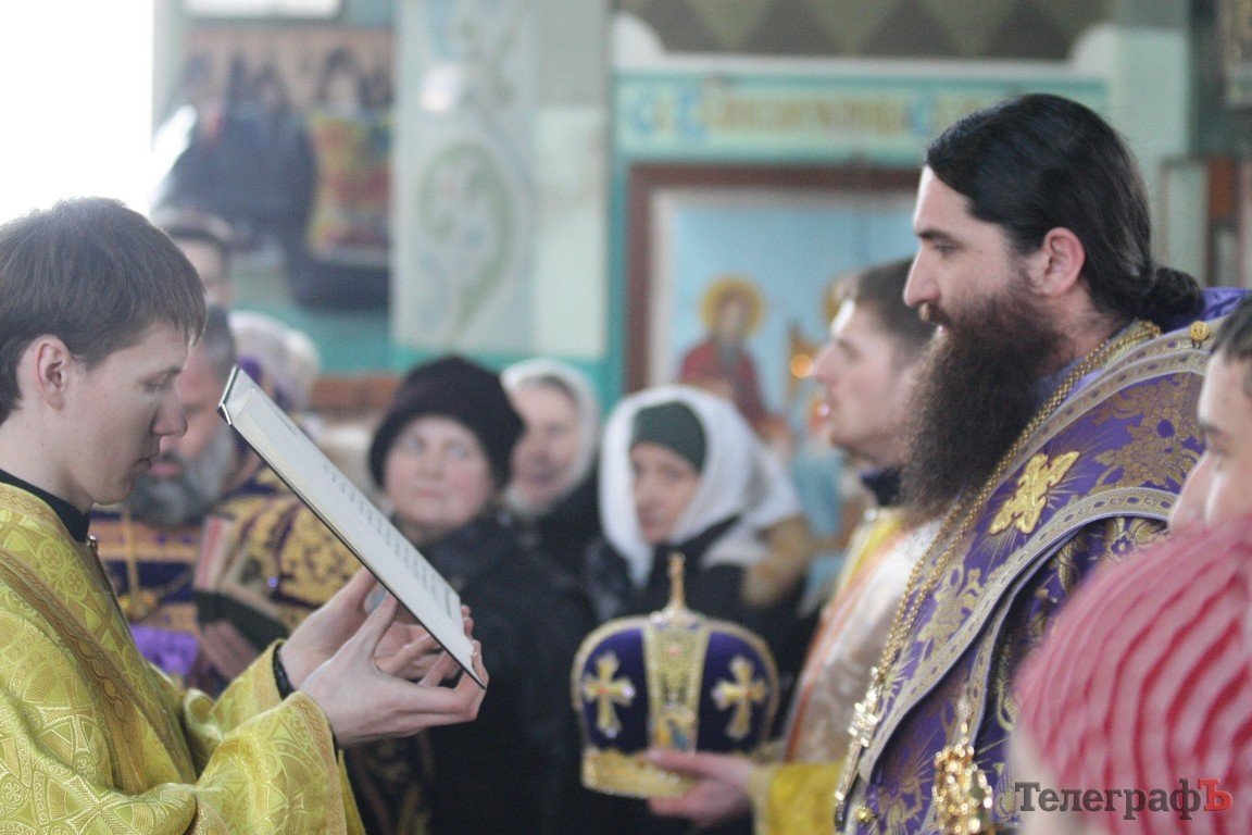 В Кременчуг привезли чудотворную икону Божией Матери «Страстная» В Кременчуг привезли чудотворную икону Божией Матери «Страстная»