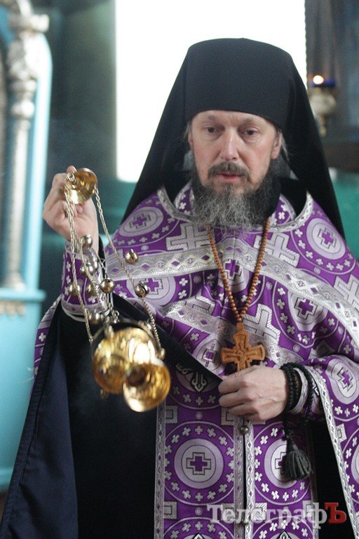 В Кременчуг привезли чудотворную икону Божией Матери «Страстная» В Кременчуг привезли чудотворную икону Божией Матери «Страстная»