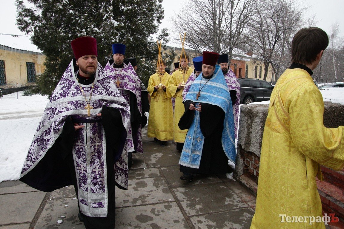 В Кременчуг привезли чудотворную икону Божией Матери «Страстная» В Кременчуг привезли чудотворную икону Божией Матери «Страстная»