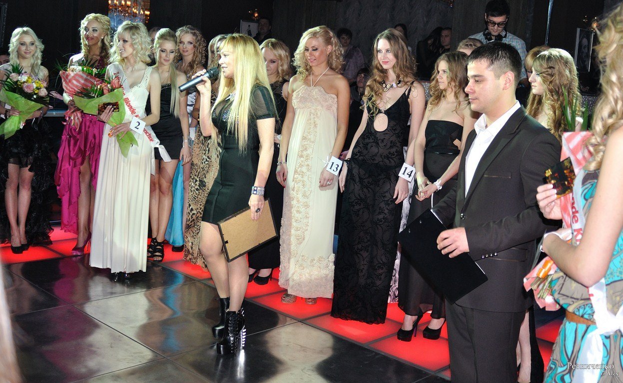 Miss Blond Kremenchug 2012 стала Марина Калашник (ФОТО, ВИДЕО) Miss Blond Kremenchug 2012 стала Марина Калашник (ФОТО, ВИДЕО)