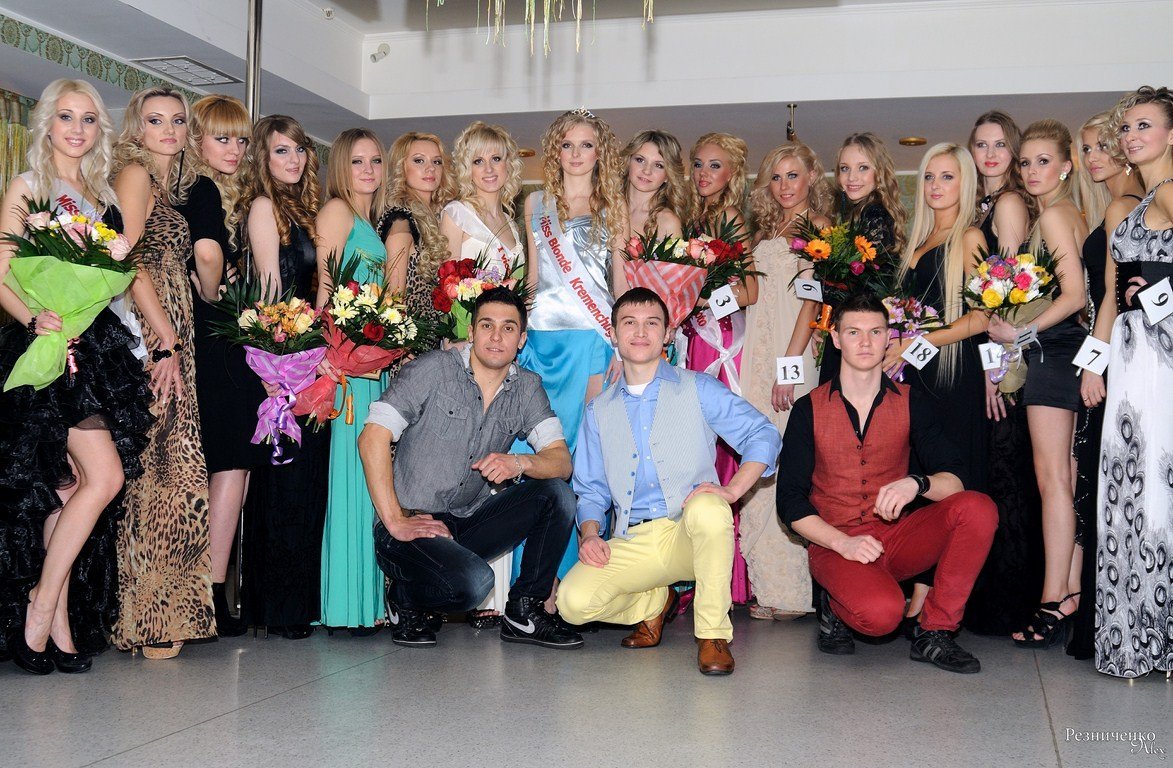 Miss Blond Kremenchug 2012 стала Марина Калашник (ФОТО, ВИДЕО) Miss Blond Kremenchug 2012 стала Марина Калашник (ФОТО, ВИДЕО)