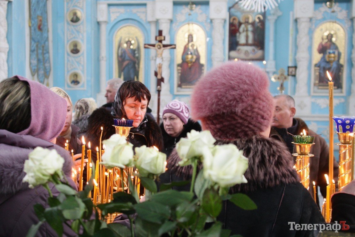 Храмове свято у Козельщинському монастирі (ФОТО) Храмове свято у Козельщинському монастирі (ФОТО)