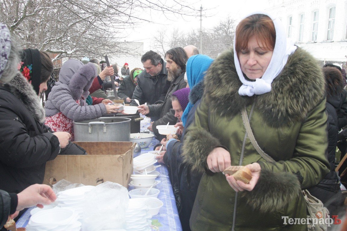 Храмове свято у Козельщинському монастирі (ФОТО) Храмове свято у Козельщинському монастирі (ФОТО)