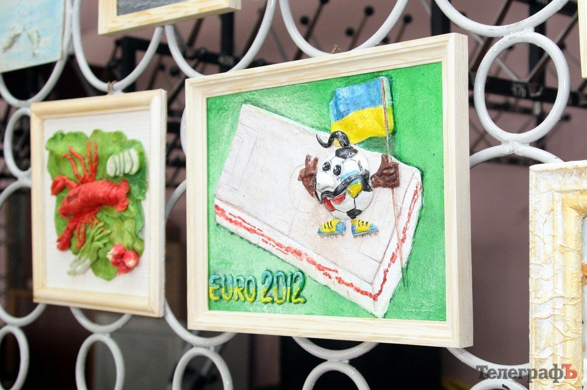 В Кременчуге открылась выставка картин из теста (ФОТО) В Кременчуге открылась выставка картин из теста (ФОТО)