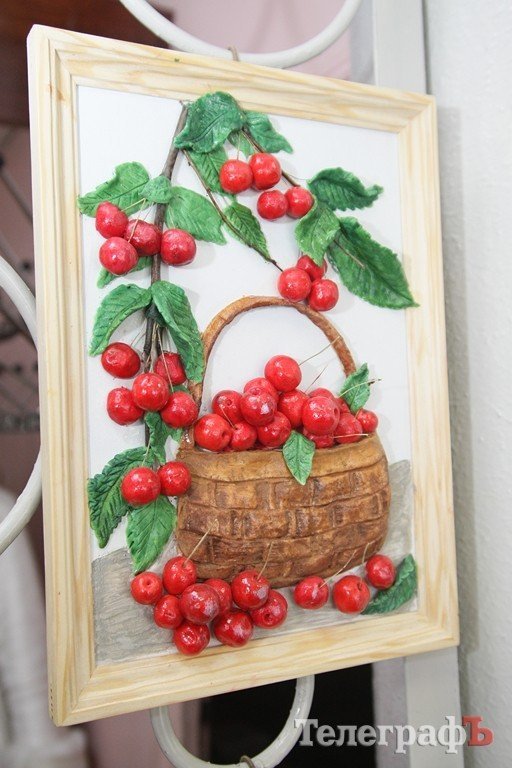 В Кременчуге открылась выставка картин из теста (ФОТО) В Кременчуге открылась выставка картин из теста (ФОТО)