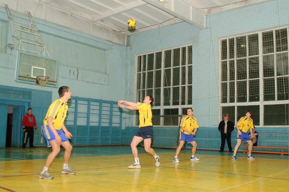 ВОЛЕЙБОЛ. Чемпионат Кременчуга. «Радаловка» - чемпион. ВОЛЕЙБОЛ. Чемпионат Кременчуга. «Радаловка» - чемпион.