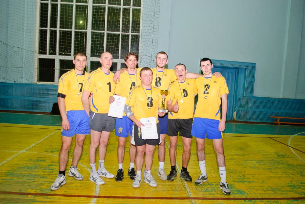 ВОЛЕЙБОЛ. Чемпионат Кременчуга. «Радаловка» - чемпион. ВОЛЕЙБОЛ. Чемпионат Кременчуга. «Радаловка» - чемпион.