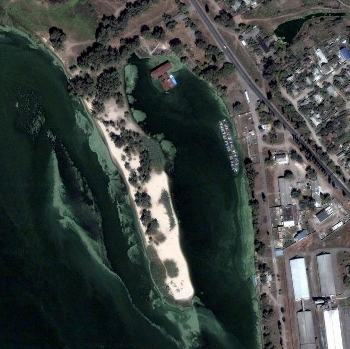 У Кременчуці прокуратура судиться за Затон У Кременчуці прокуратура судиться за Затон