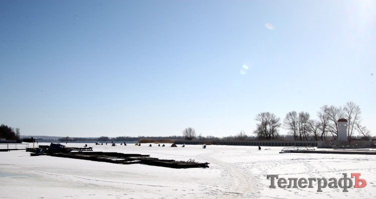 У Кременчуці прокуратура судиться за Затон У Кременчуці прокуратура судиться за Затон