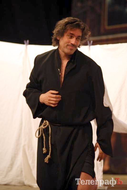 В кременчугском ГДК собирали «подаяние» для Ольги Сумской (ФОТОРЕПОРТАЖ) В кременчугском ГДК собирали «подаяние» для Ольги Сумской (ФОТОРЕПОРТАЖ)